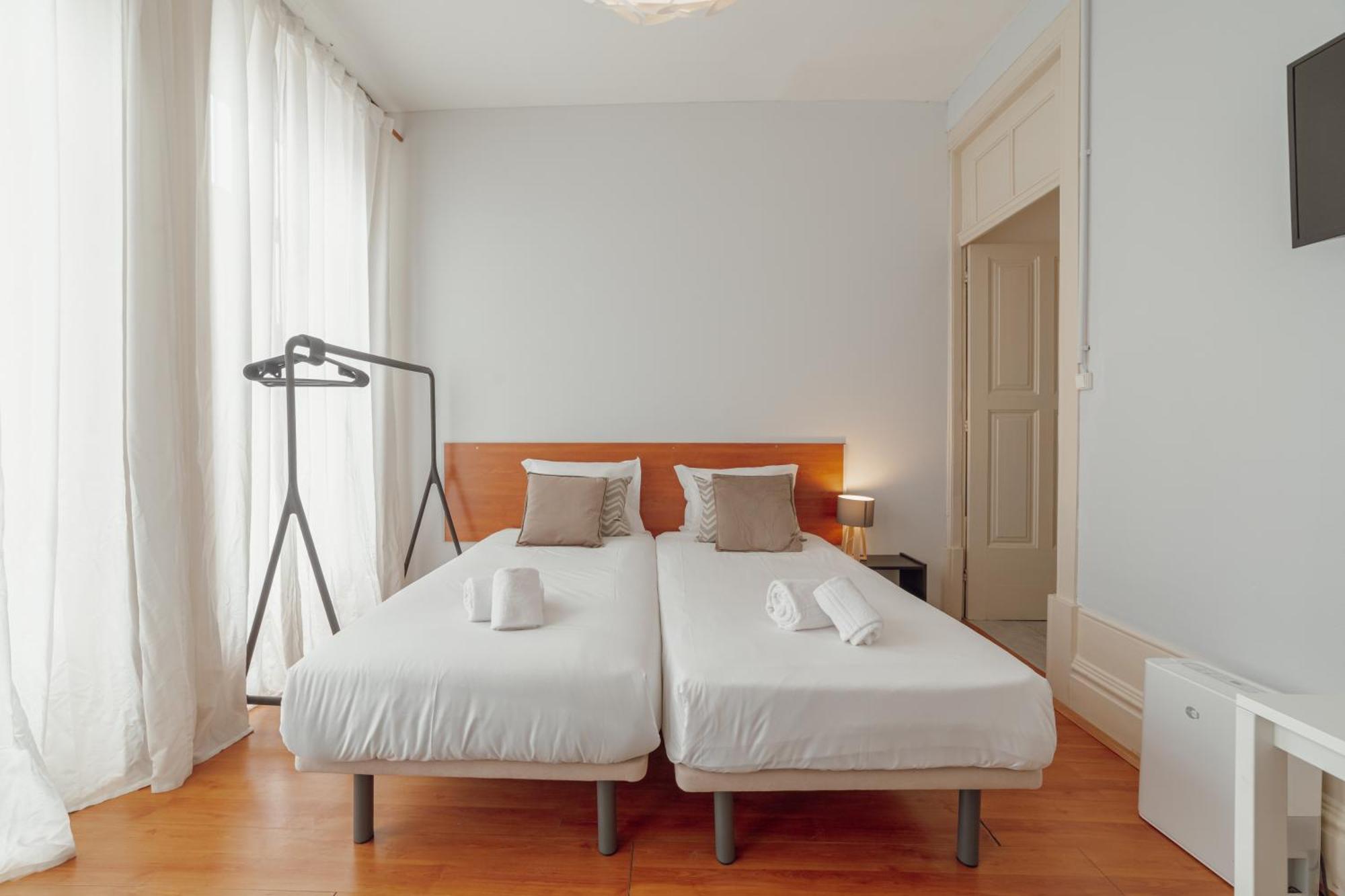 Oporto Guest Moinho De Vento Studios Exterior photo