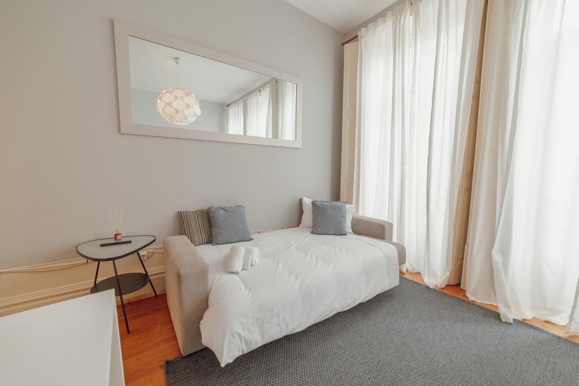 Oporto Guest Moinho De Vento Studios Exterior photo
